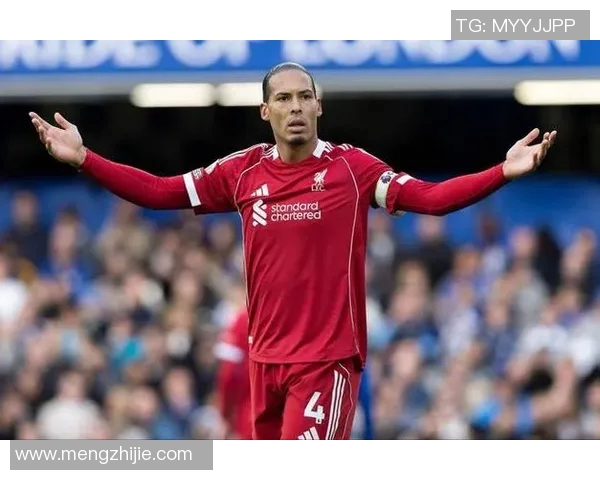 冲突升级范戴克与主教练激烈争执引发球队内部矛盾讨论